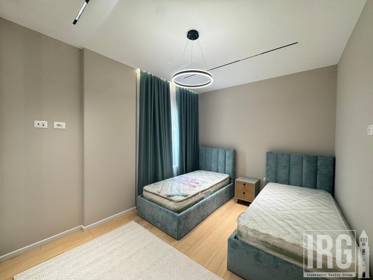 APARTMENT FOR RENT 2+1+2 + PARKING AT LAKE LAND.