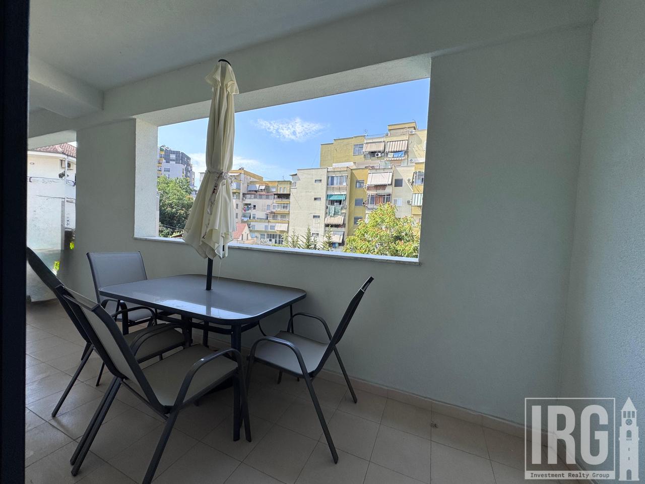 Apartament 2+1+2 me qira – Rruga e Dibrës, Tiranë