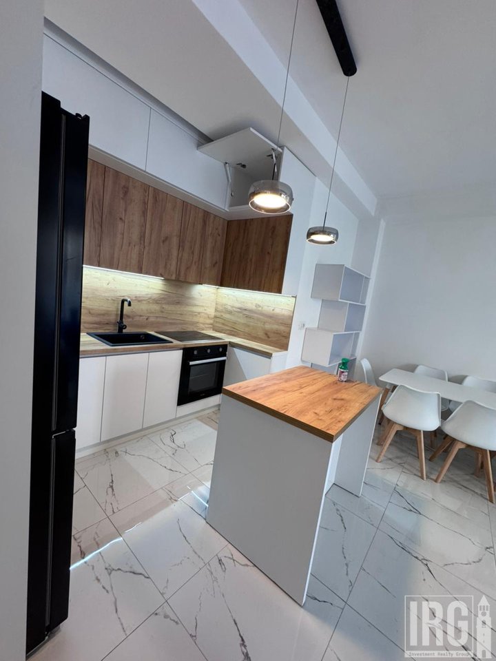 Apartament 2+1+2 me qira – Rruga e Dibrës, Tiranë