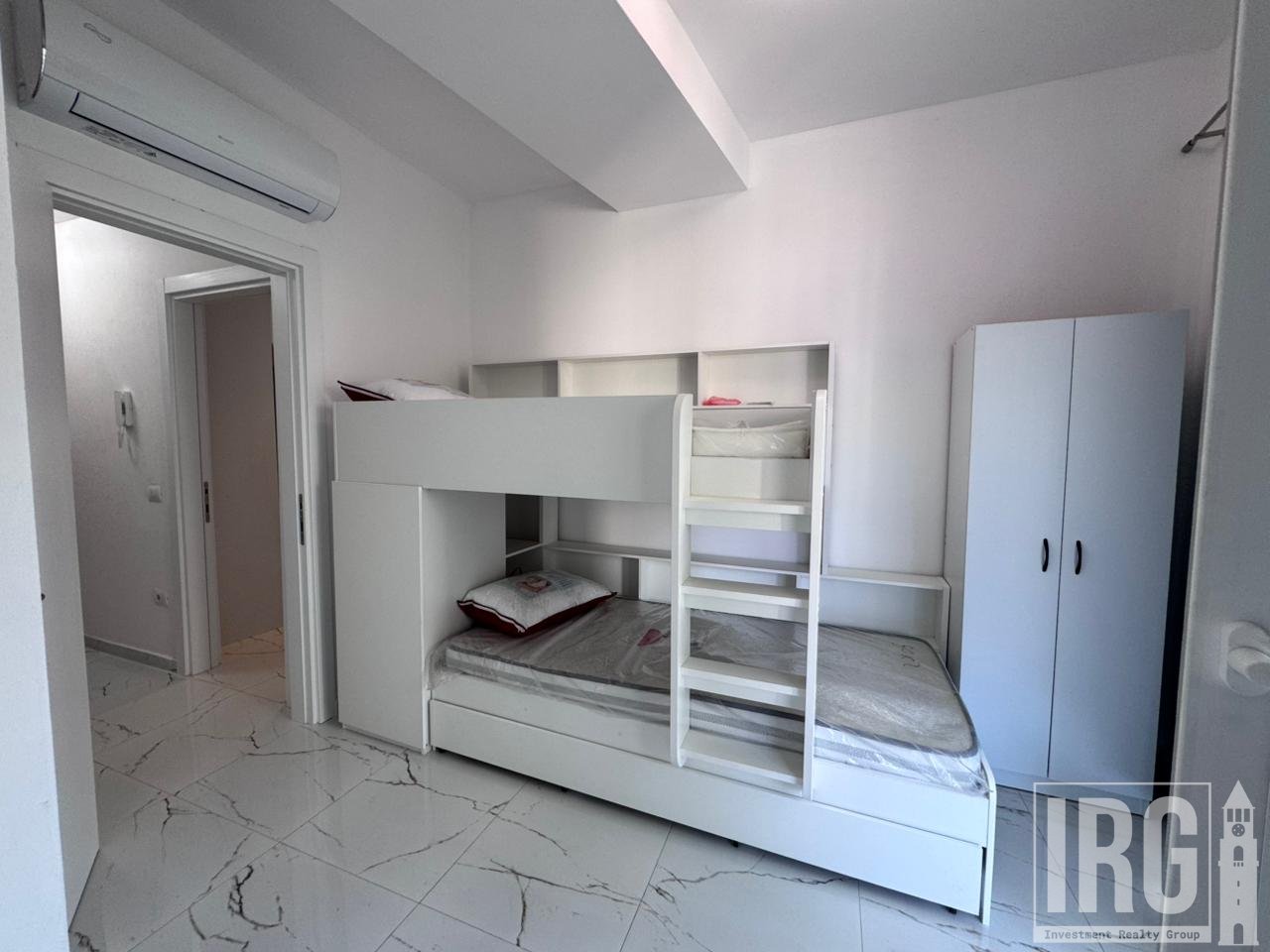 Apartament 2+1+2 me qira – Rruga e Dibrës, Tiranë