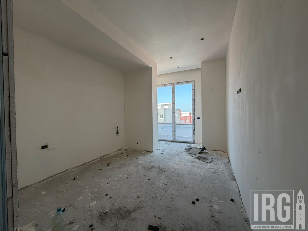 APARTAMENT 1+1 ME VERANDE NE YZBERISHT!