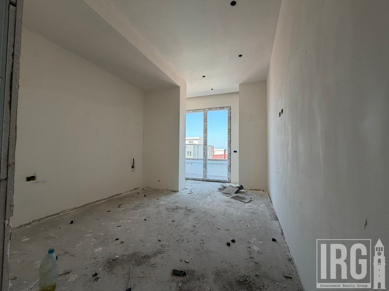 APARTAMENT 1+1 ME VERANDE NE YZBERISHT!