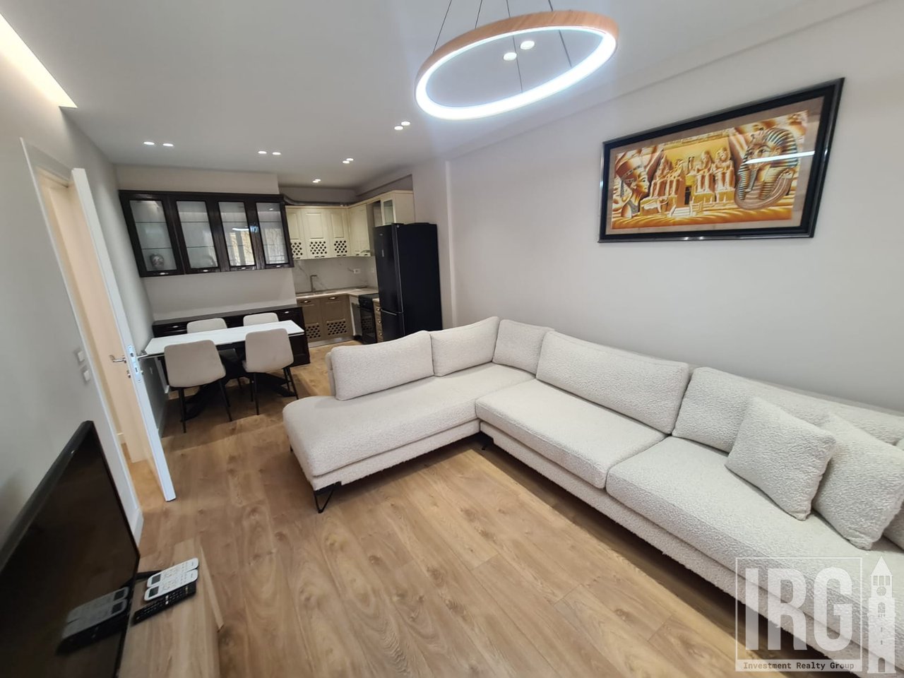 APARTMENT 2+1+PARKING AT THE FIRST MUNICIPALITY!