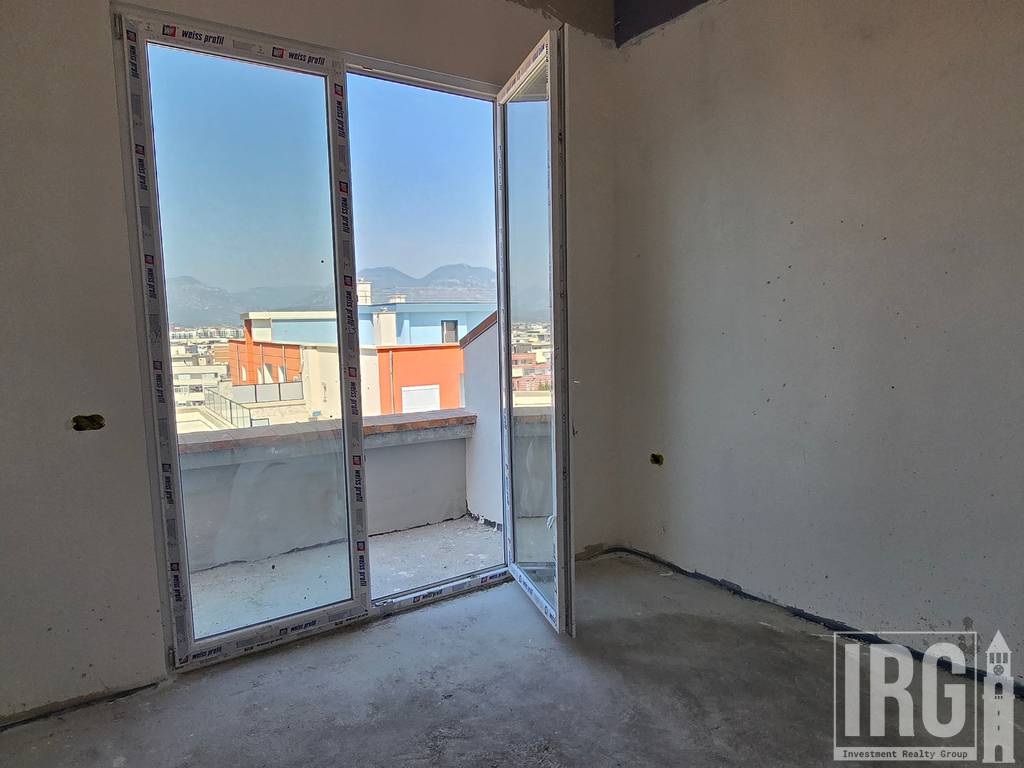APARTAMENT 1+1 ME VERANDE NE YZBERISHT!