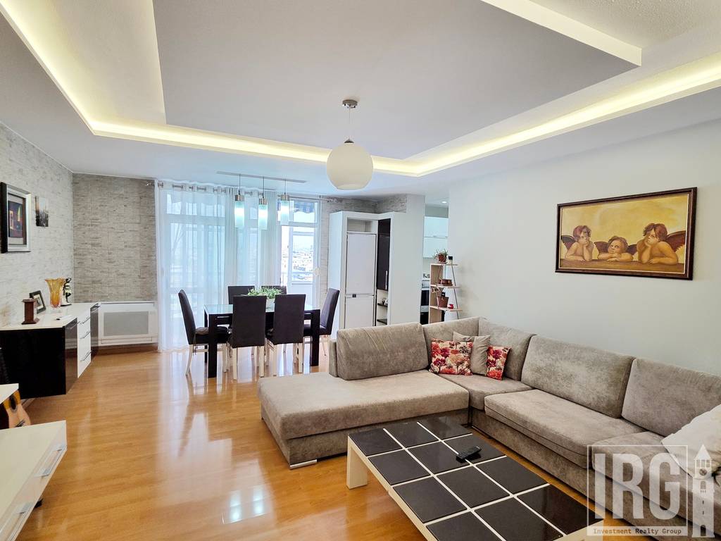 🏡 APARTAMENT 2+1+2 PËR QIRA – E88, ISH-EKZPOZITA