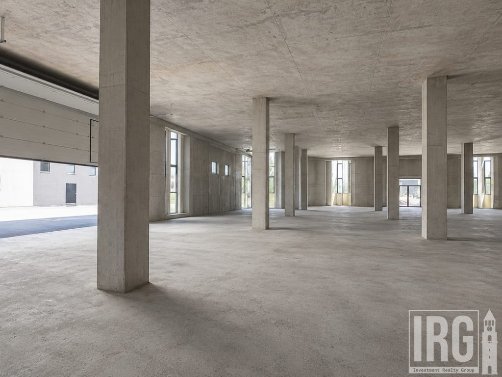 Godinë industriale dhe multifunksionale me qira