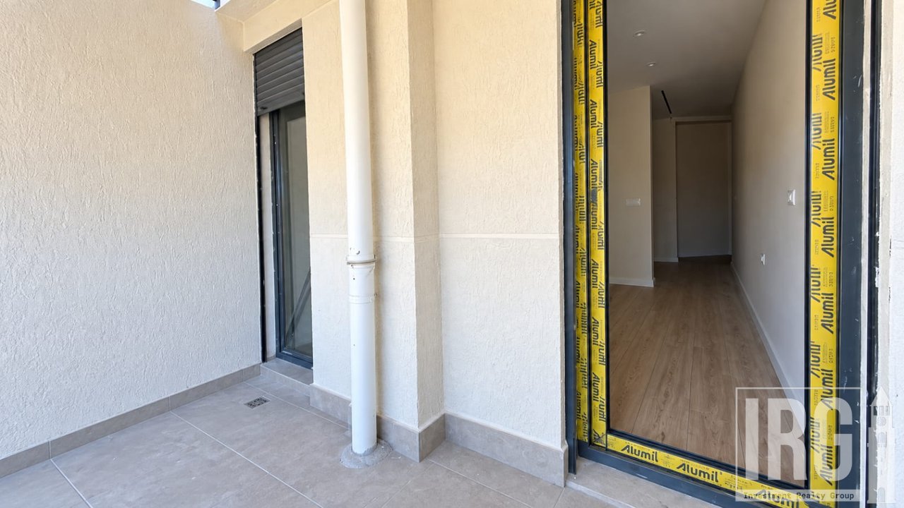 Shitet Garsoniere e  Mobiluar | e  Pabanuar Më Parë | Pranë Magnet Residence