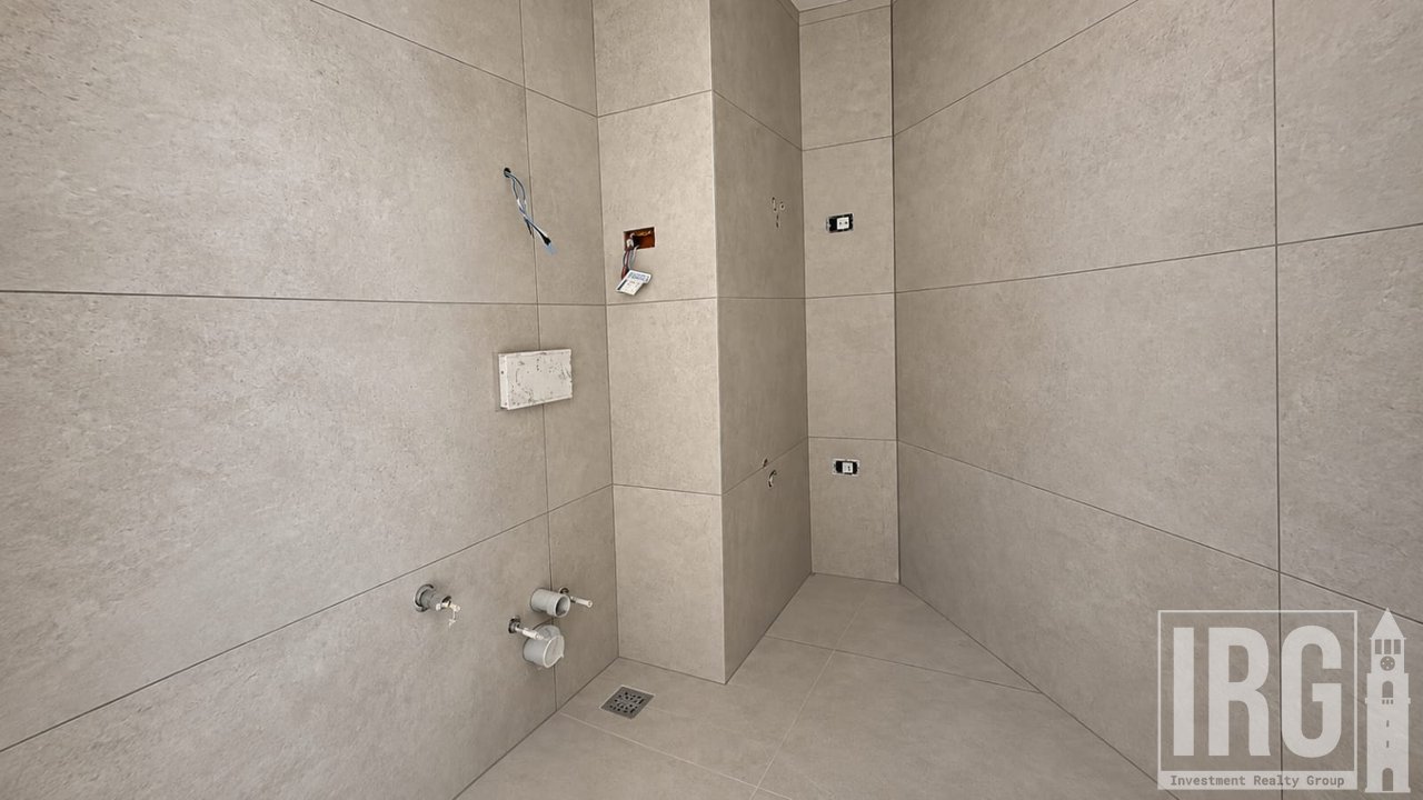 Shitet Garsoniere e  Mobiluar | e  Pabanuar Më Parë | Pranë Magnet Residence