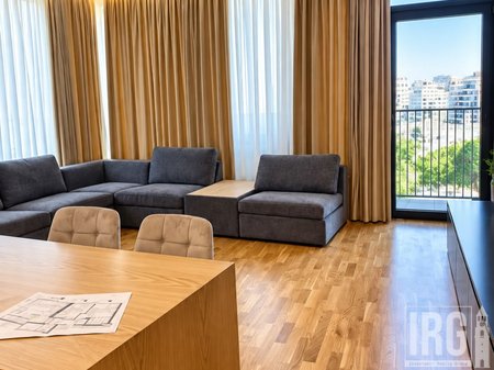 APARTAMENT 2+1+2 dhe POST PARKIMI PËR SHITJE Lake View Residence