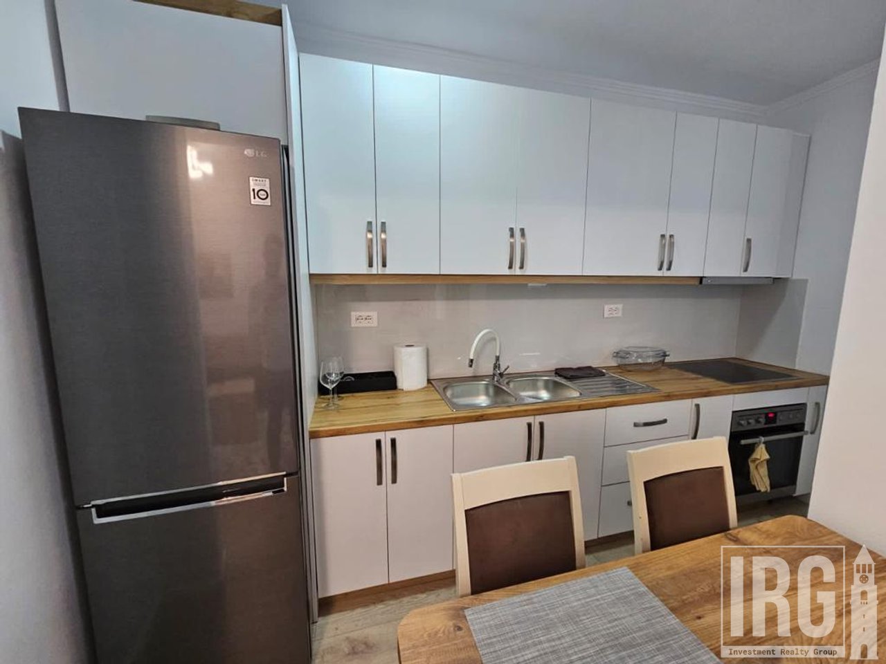 Apartament 1+1 me Qira në Rrugën e Kavajës Prane Zgara e Tiranes