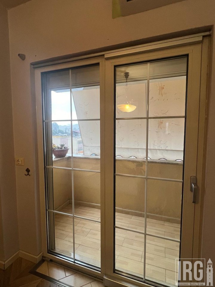 SHITET APARTAMENT TE RRUGA MINE PEZA