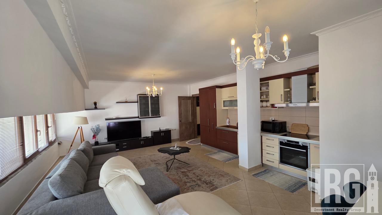 APARTAMENT 2+1+2 ME VERANDË per Qira – MYSLYM SHYRI