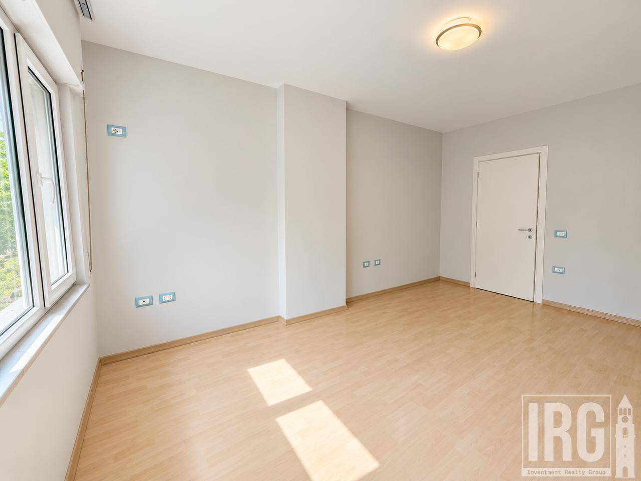 🏢 AMBIENTE PER UFFICI IN AFFITTO | MUNICIPIO DI PARIGI
📍 Municipio di Parigi, Tirana