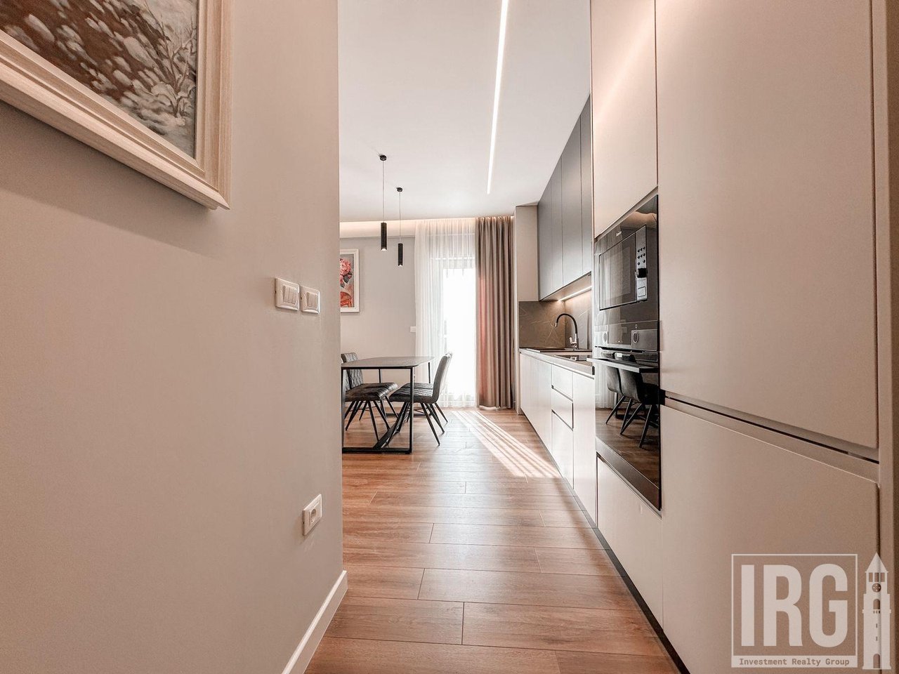 APARTAMENT 2+1+2 TE ZOGU I ZI, TE KOMPLEKSI FOLEJA E GJELBER