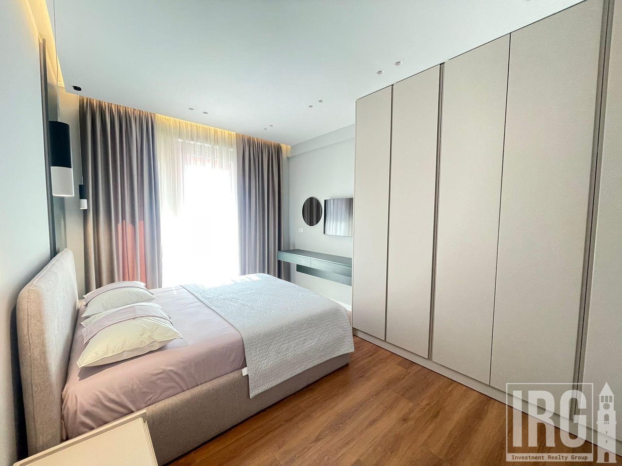 APARTAMENT 2+1+2 TE ZOGU I ZI, TE KOMPLEKSI FOLEJA E GJELBER