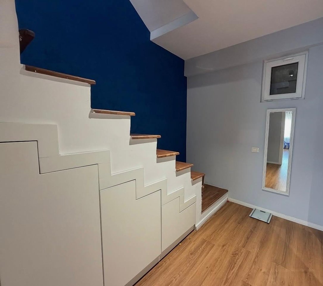 Duplex nella Residenza Kodra e Diellit 2