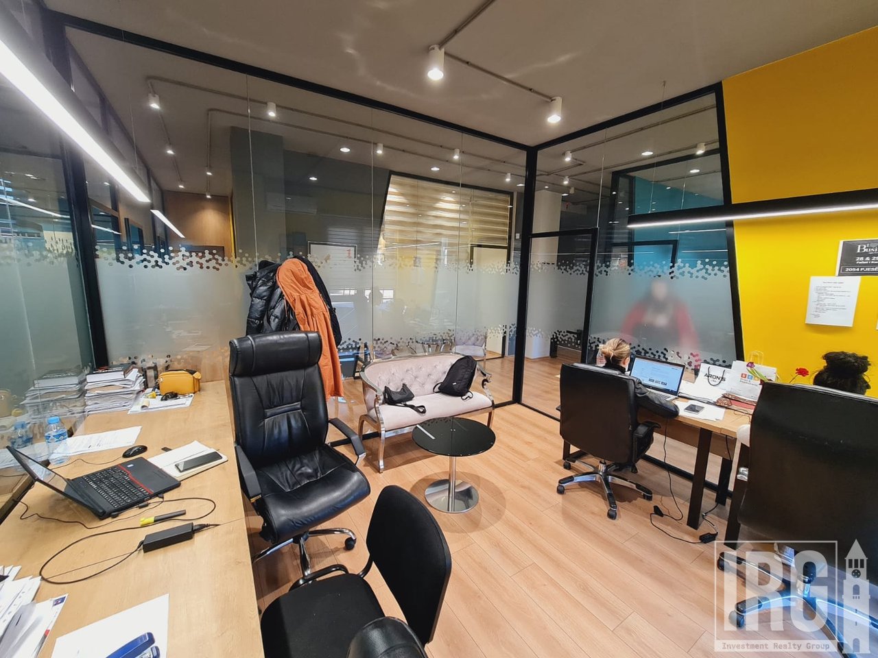 200m2 Ambiente Uffici vicino allo Zoo
