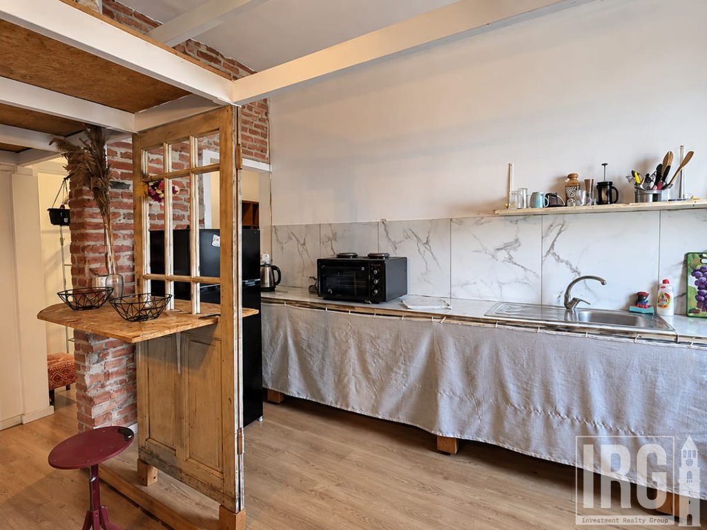 Jepet me Qira Loft në Qendër të Tiranës