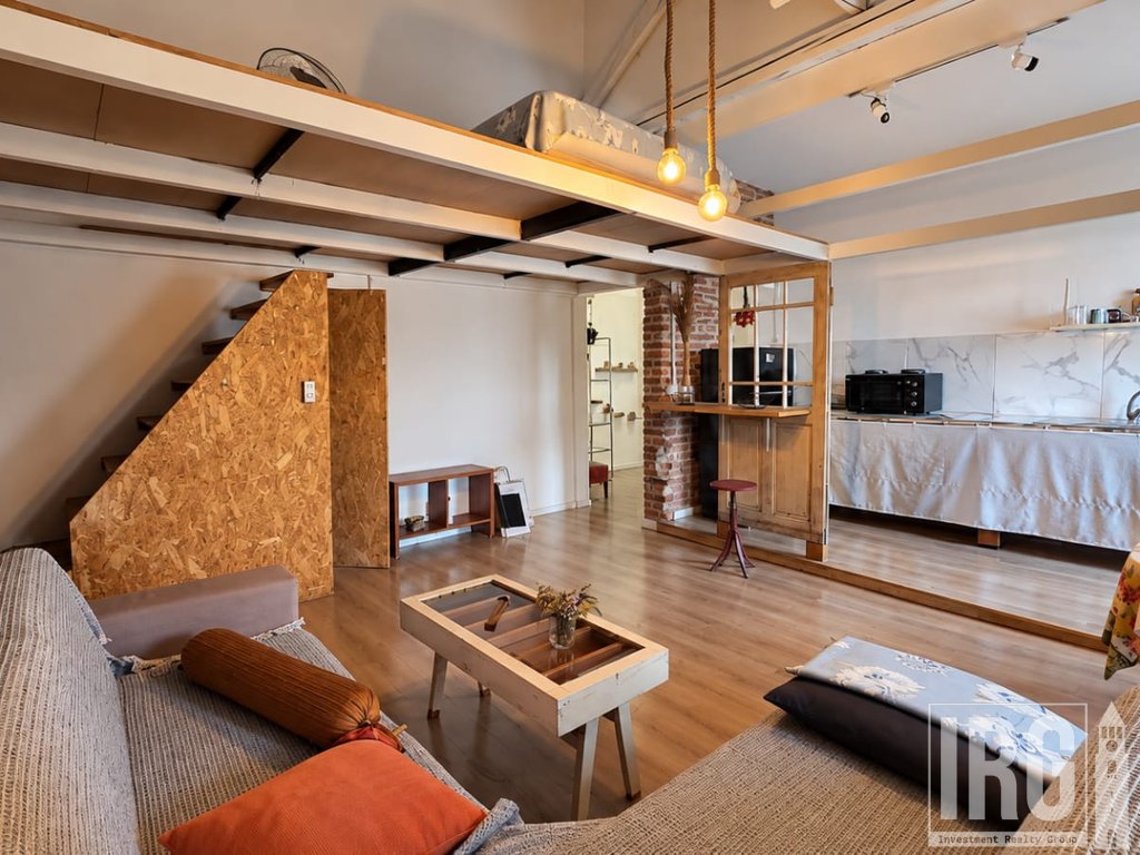 Jepet me Qira Loft në Qendër të Tiranës