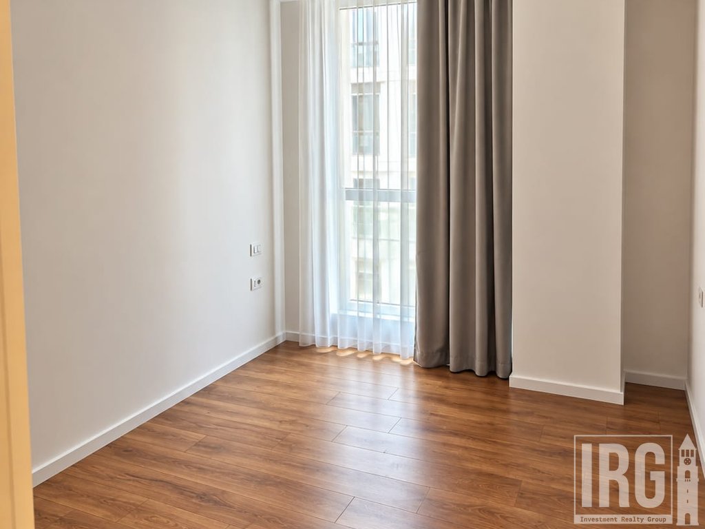 Jepet me Qira Ambient për Zyra – Pranë Kika 2 | 107.7 m²