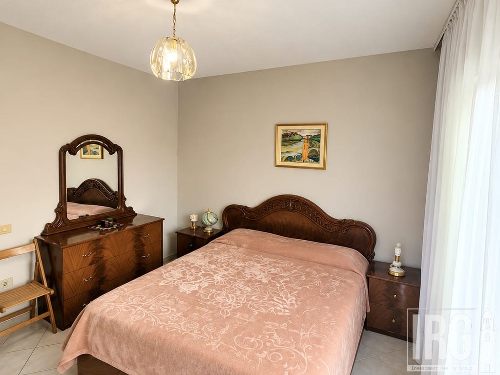 Jepet me Qira Apartament 3+1 – Fusha Ali Demi

J