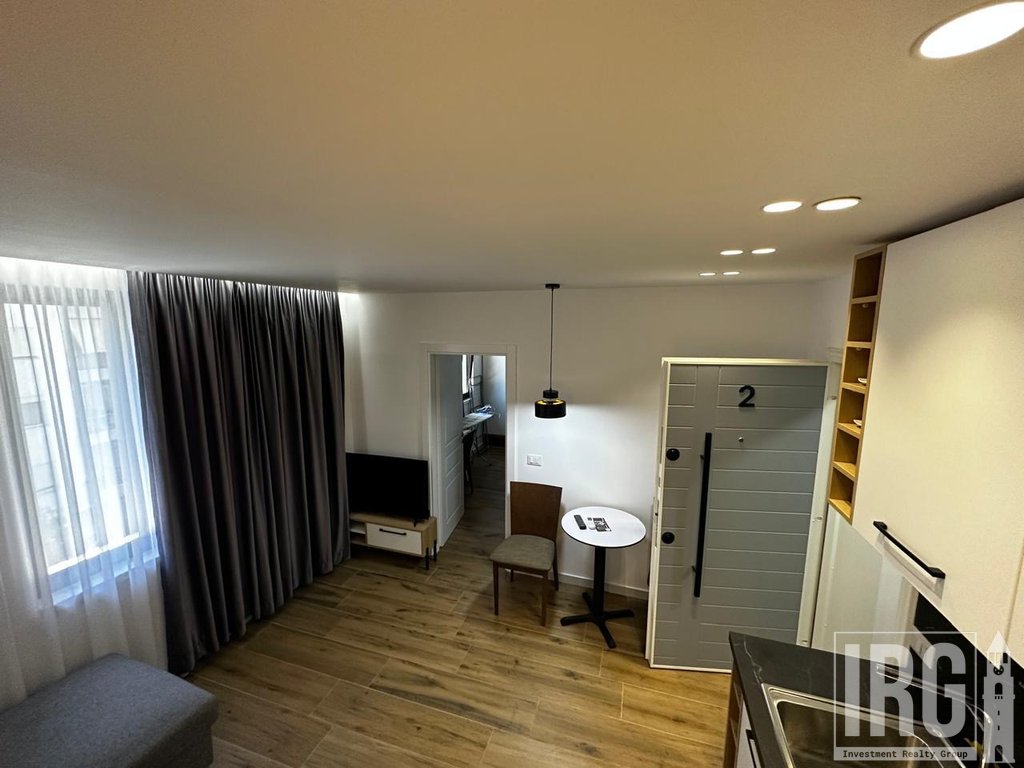 APARTAMENT 500€– PAZARI I RI, RRUGA QEMAL STAFA