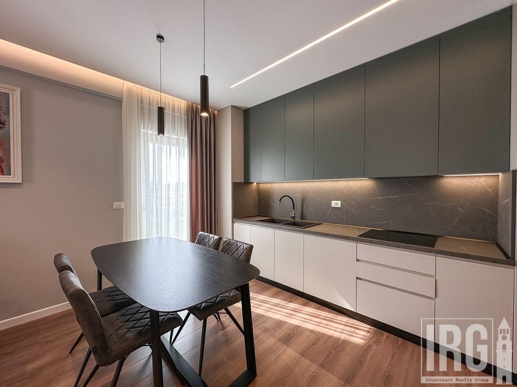 APARTAMENT 2+1+2 TE ZOGU I ZI, TE KOMPLEKSI FOLEJA E GJELBER