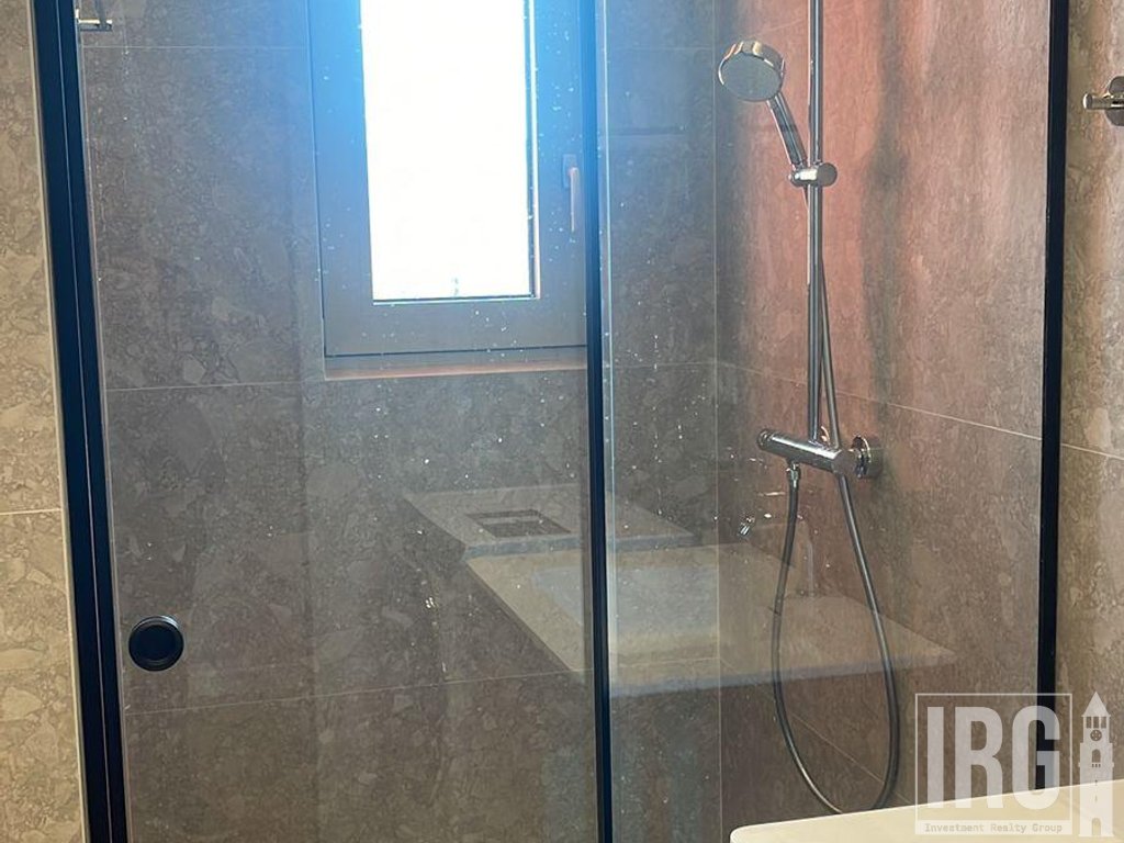 APARTAMENT 2+1+2 TE ZOGU I ZI, TE KOMPLEKSI FOLEJA E GJELBER