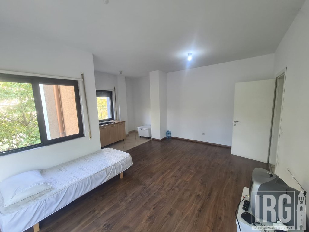 APARTAMENTI 1+1 TEK ALI DEMI!