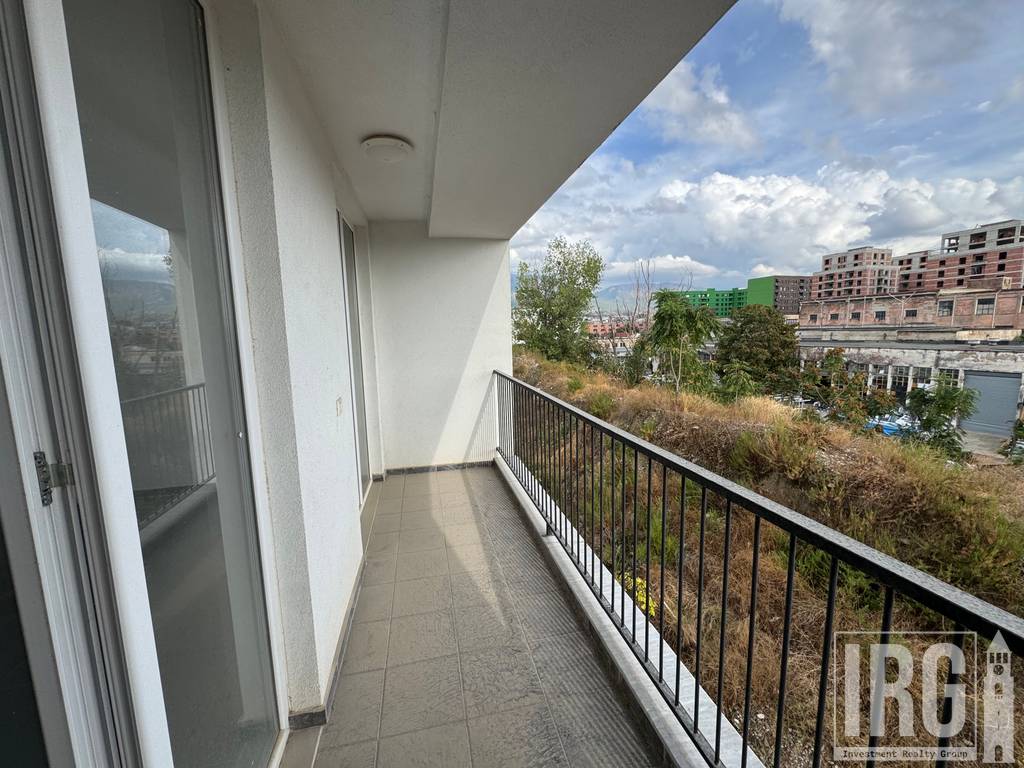 SHITET APARTAMENT 2+1  RRUGA 5 MAJI