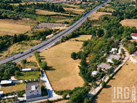 SHITET TOKË 2,700 m² | LUNDËR