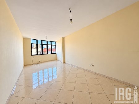 Jepet me Qira Apartament 2+1+2 – Astir, Pranë Bohem
