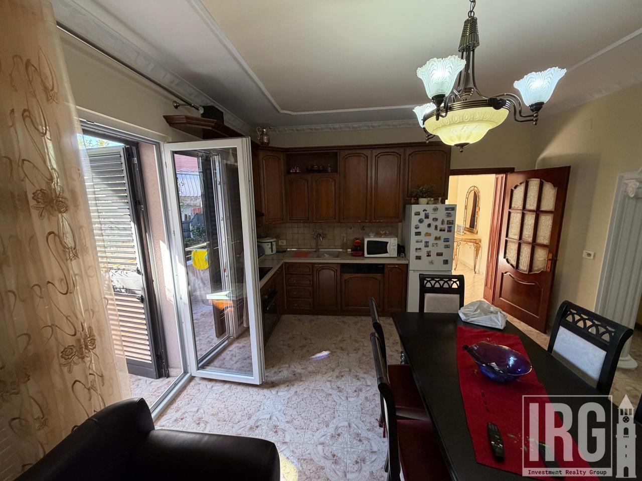 For rent first floor of villa (120 m²) – "Ali Visha" Street