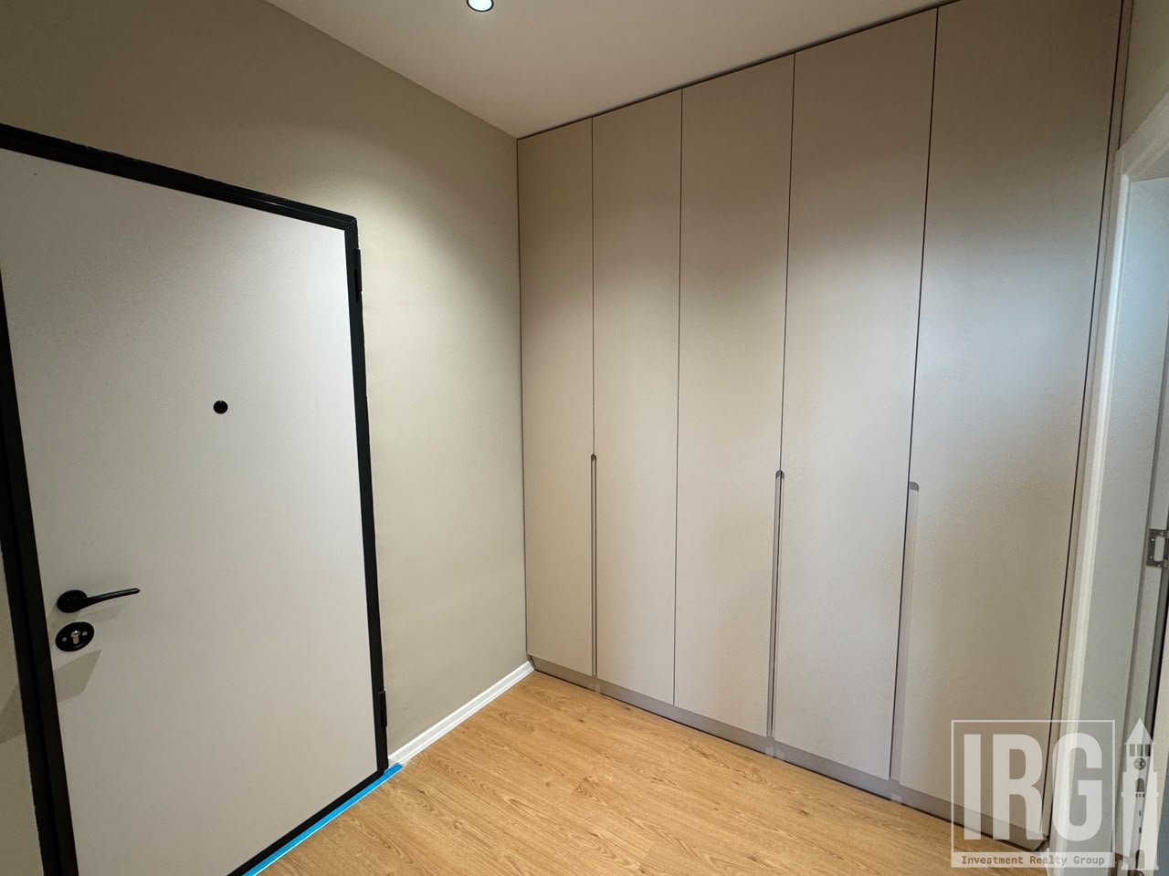 APARTAMENT TE XHELUKS XIBRAKU!