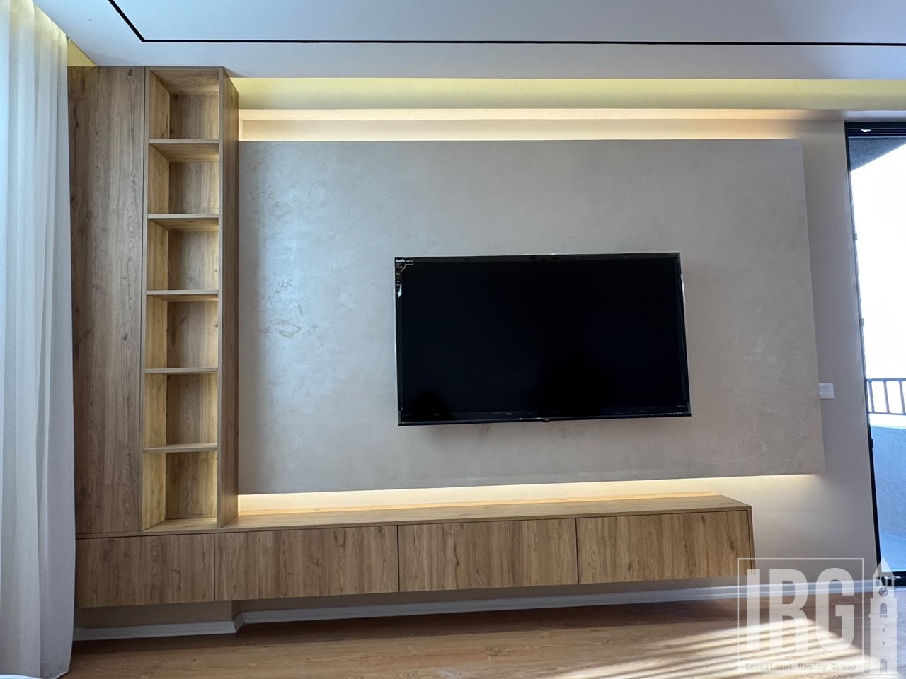 APARTAMENT TE XHELUKS XIBRAKU!