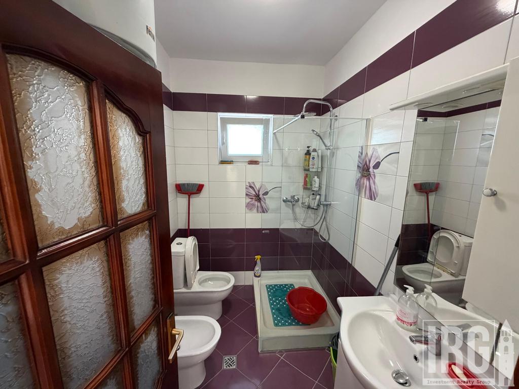 Jepet me qira kat i parë vile (120 m²) – Rruga "Ali Visha"