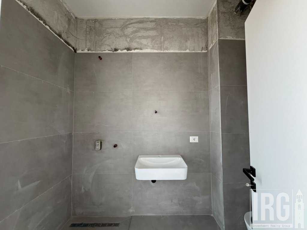APARTAMENT 2+1+2 (VERANDE+OBORR) PER SHITJE- TULIPAN RESDIENCE