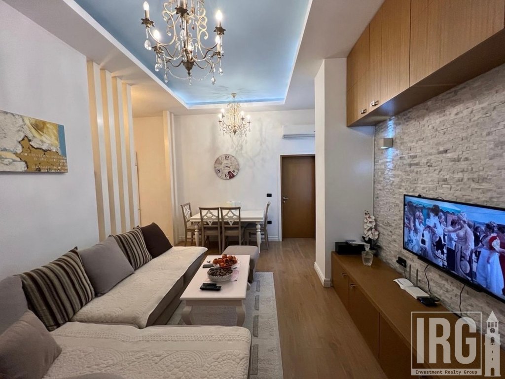 SHITET APARTAMENT 2+1 TEK ISH PARKU | 19,500,000 LEKË