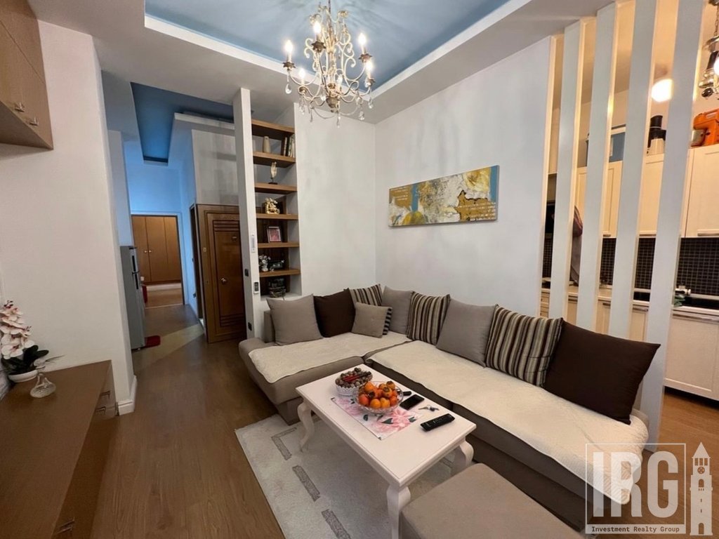 SHITET APARTAMENT 2+1 TEK ISH PARKU | 19,500,000 LEKË
