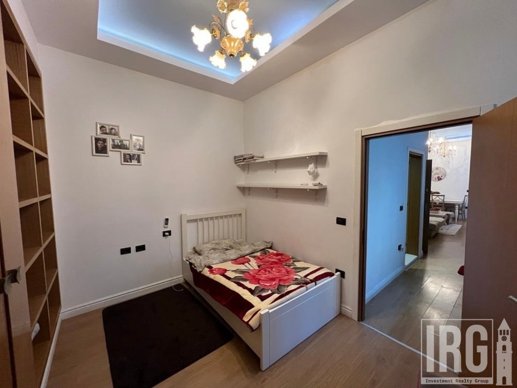SHITET APARTAMENT 2+1 TEK ISH PARKU | 19,500,000 LEKË