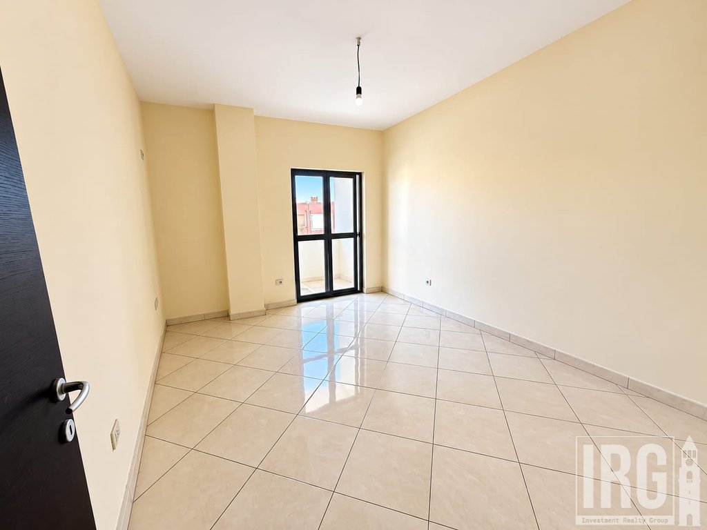 Jepet me Qira Apartament 2+1+2 – Astir, Pranë Bohem