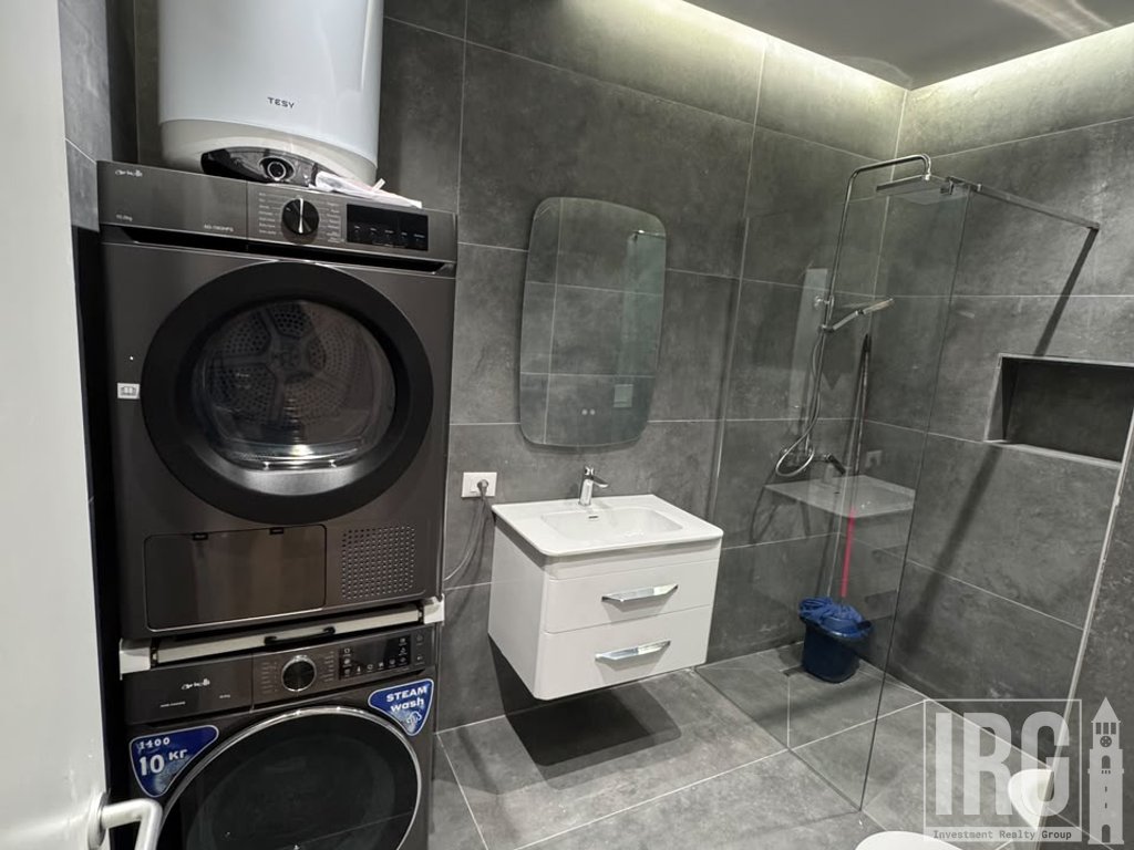 APARTAMENT TE XHELUKS XIBRAKU!