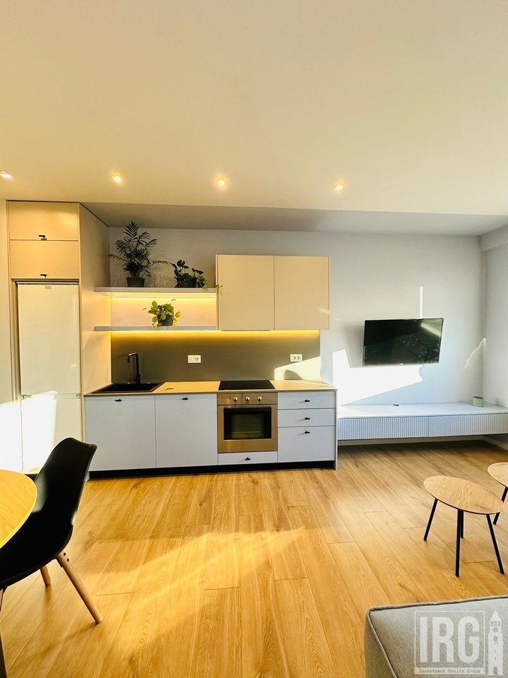 Apartament 2+1 te Kompleksi Halili, Selvia