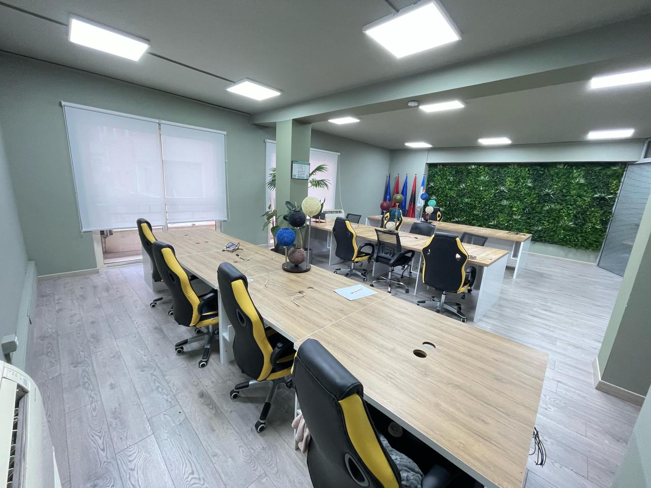 Locale commerciale in affitto – Ideale per uffici di architettura, clinica dentale o centro estetico