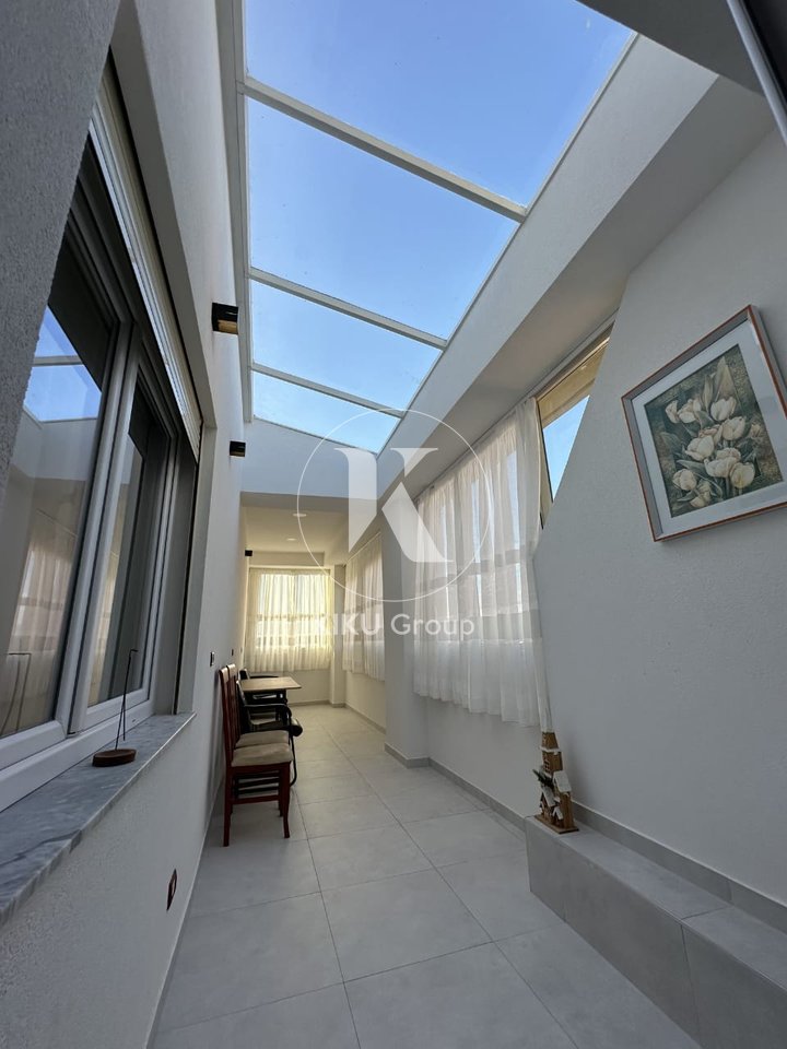 Apartament 2+1+2 me Verandë për Shitje – Përballë Delijorgjit