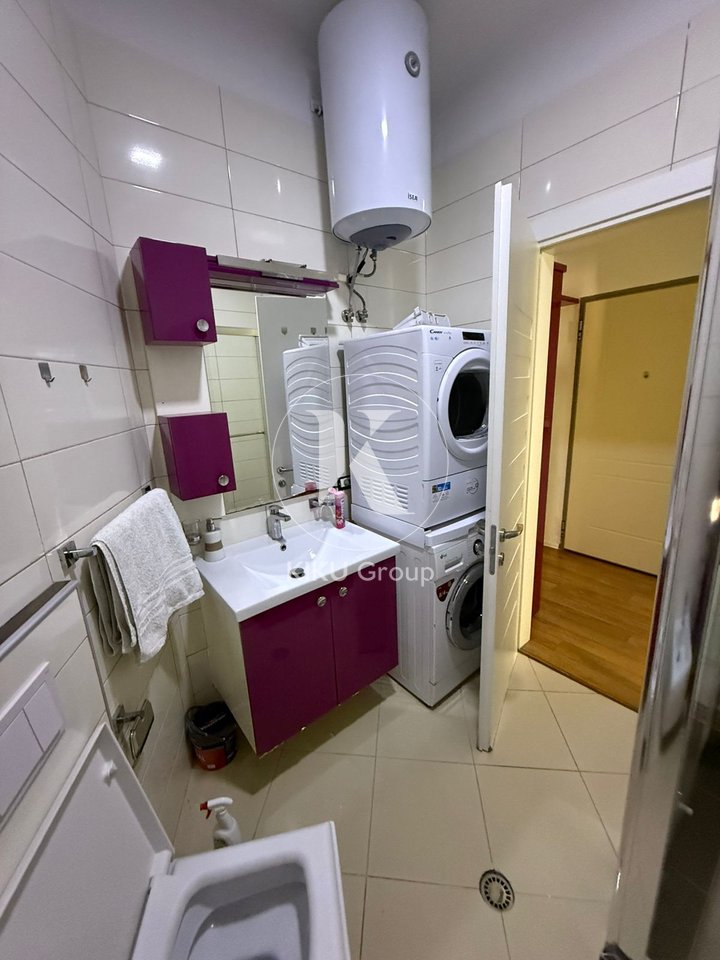 Affittasi Appartamento 1+1 – Giardino Botanico, Tirana