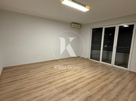 📌 Ambient për Zyra me Qira, Blloku