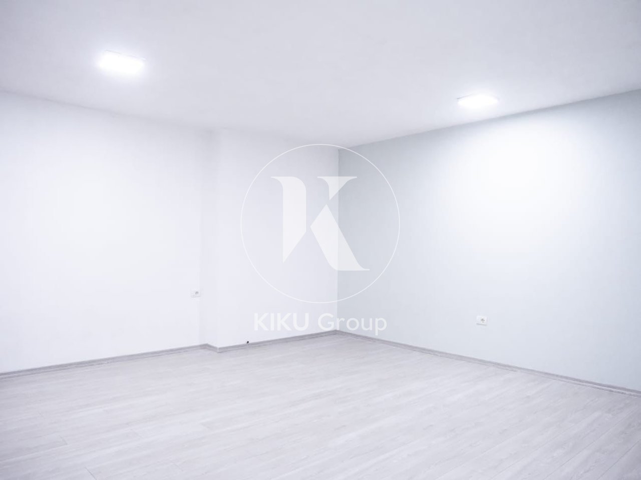 Appartamento 2+1+2 in affitto – Piazza Willson, vicino alla Posta 8