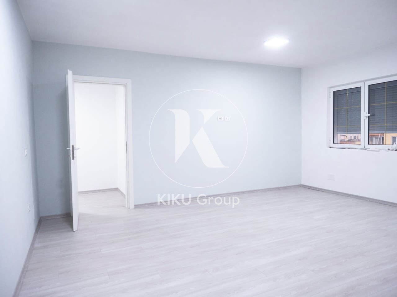 Appartamento 2+1+2 in affitto – Piazza Willson, vicino alla Posta 8