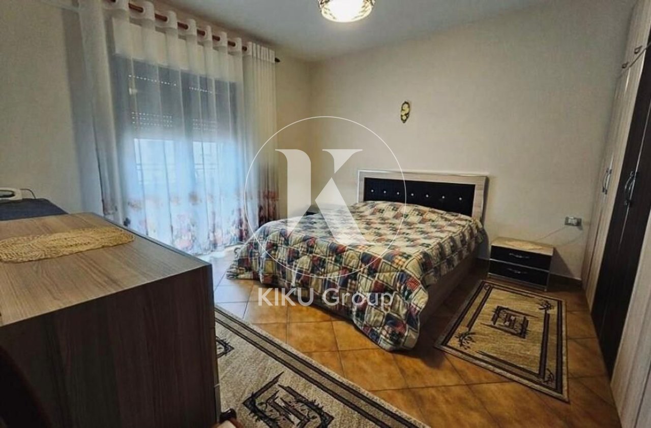 Jepet apartament 2+1 me qira te Komuna e Parisit.
